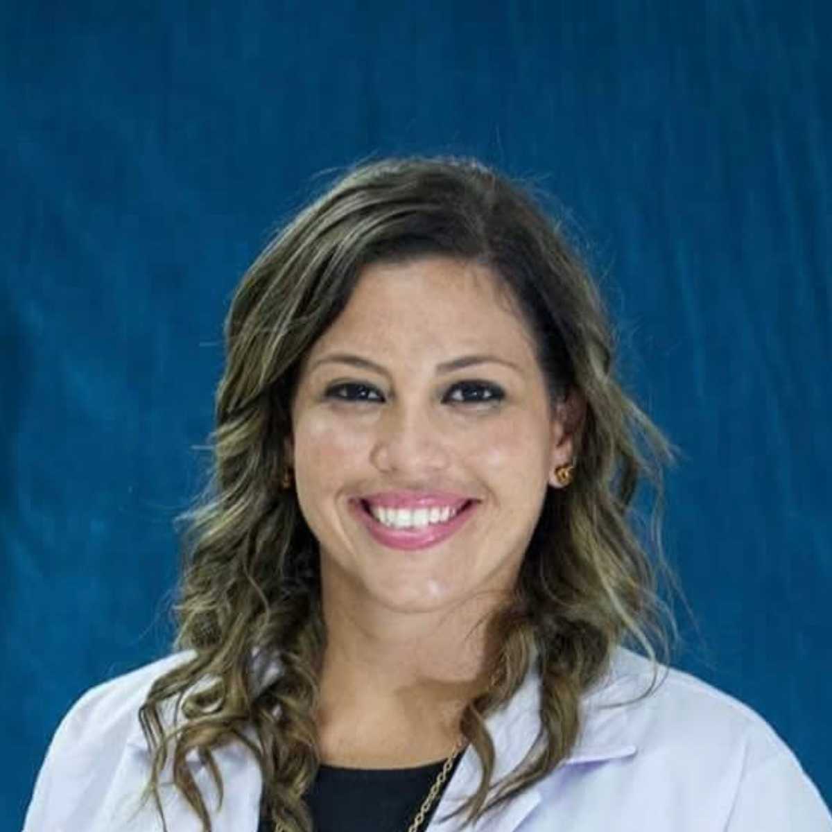 Profile picture of Juliana Figueroa, DVM, Veterinarian