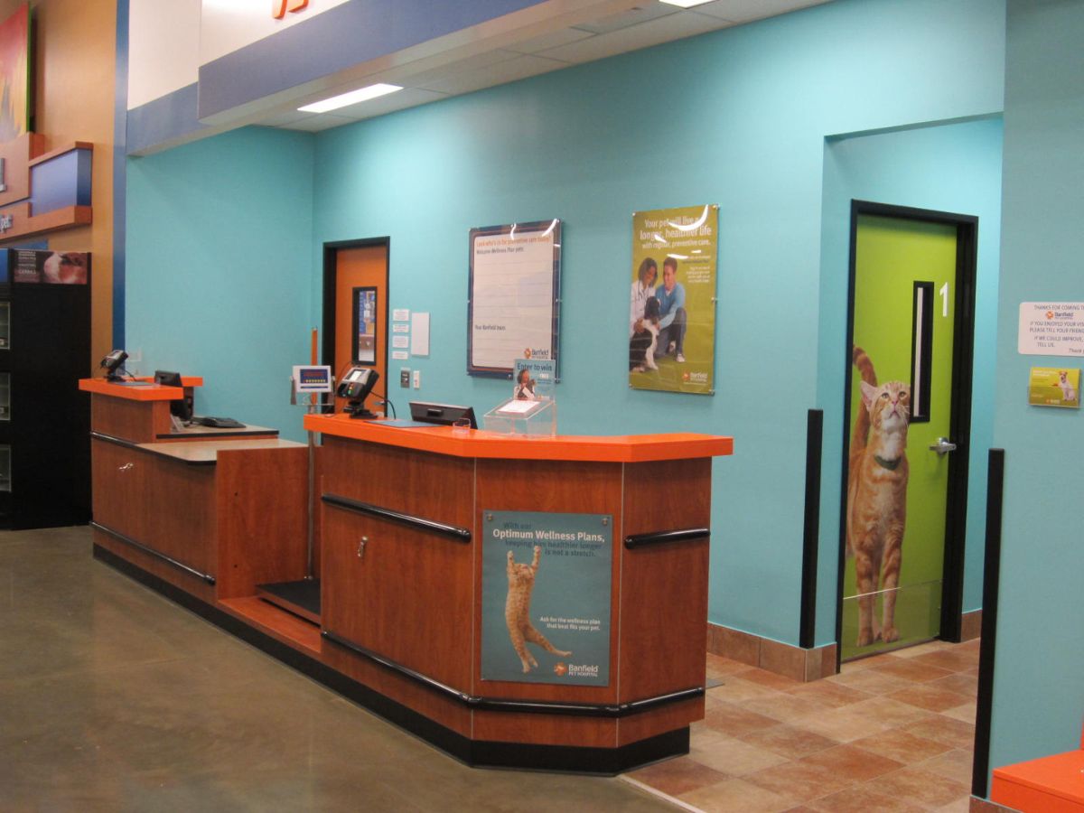 The Frederick North Banfield front desk and exam room entrances