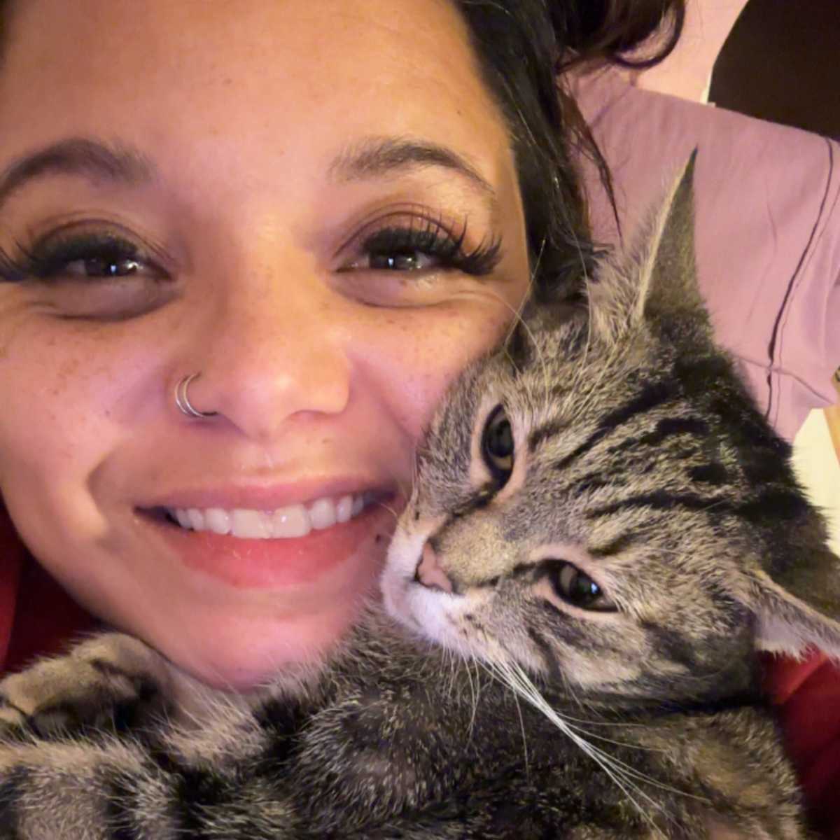 Profile picture of Evelyn Deniz, Veterinary Assistant